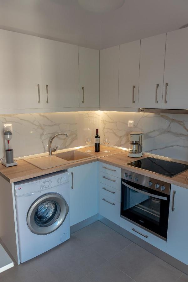 Dimi Seafront Apartment By Rentals Pro Services - Nea Moudania Luaran gambar
