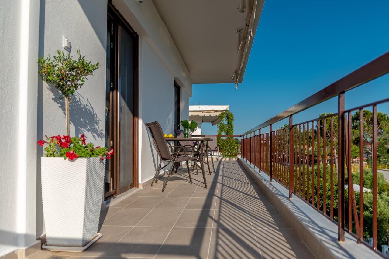 Dimi Seafront Apartment By Rentals Pro Services - Nea Moudania Luaran gambar