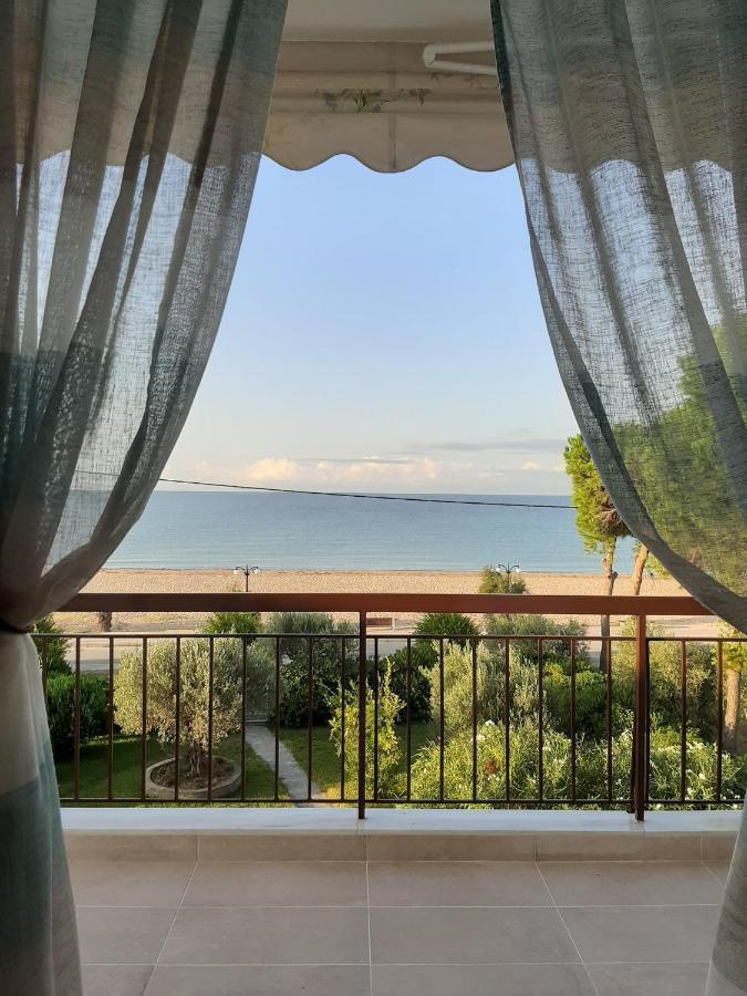 Dimi Seafront Apartment By Rentals Pro Services - Nea Moudania Luaran gambar